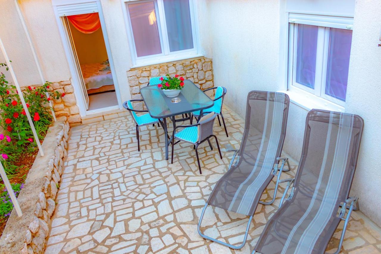Vacation Home Grill & Chill With 350M2 Garden With Bbq Novi Vinodolski Luaran gambar